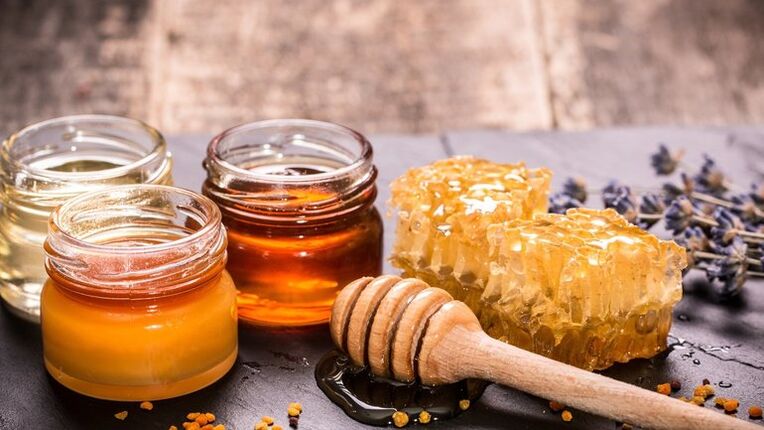 Le miel est le remède populaire le plus efficace pour la puissance
